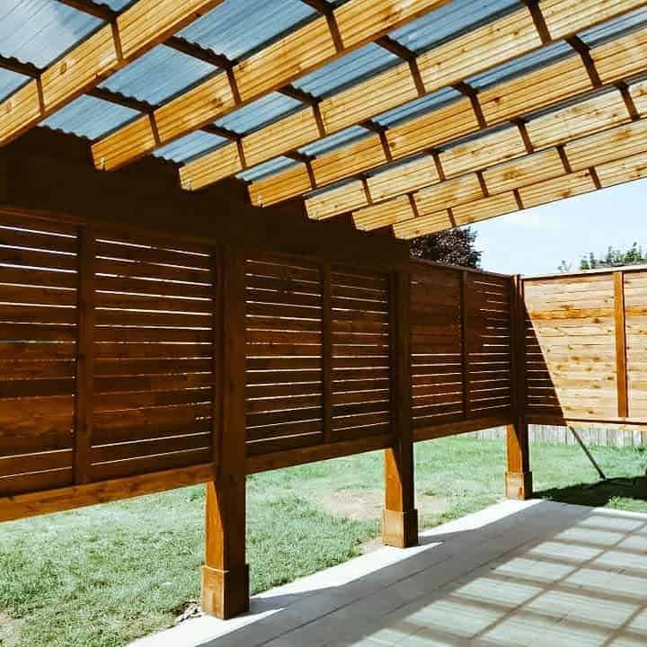 Wood-Outdoor-Privacy-Screen-Ideas-_daniellemichaud_