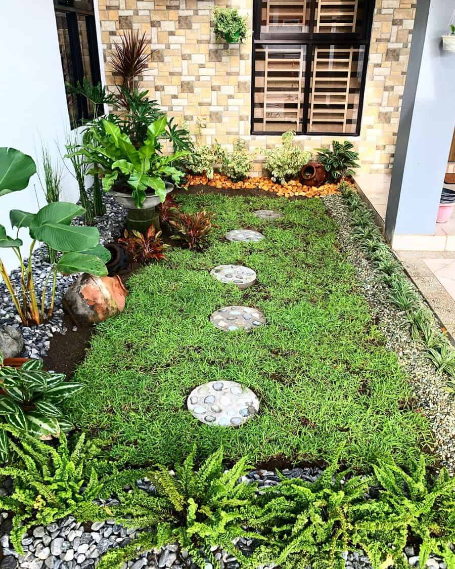 Small-Backyard-Ideas-on-a-Budget-kamaezingplants