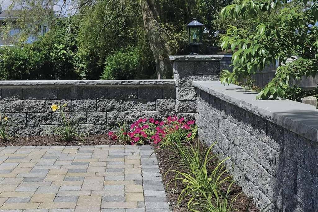 Stone Garden Wall Ideas 6 -paversbyideal