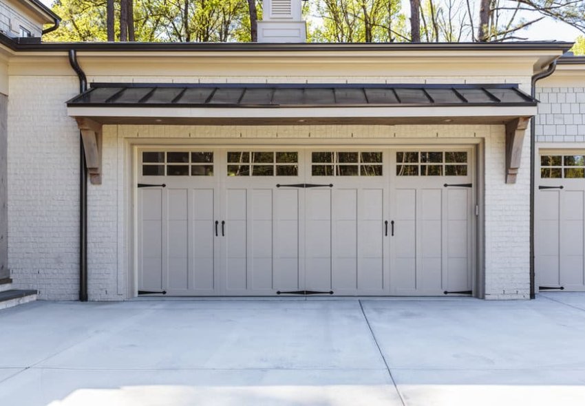 Contemporary Garage Door Ideas