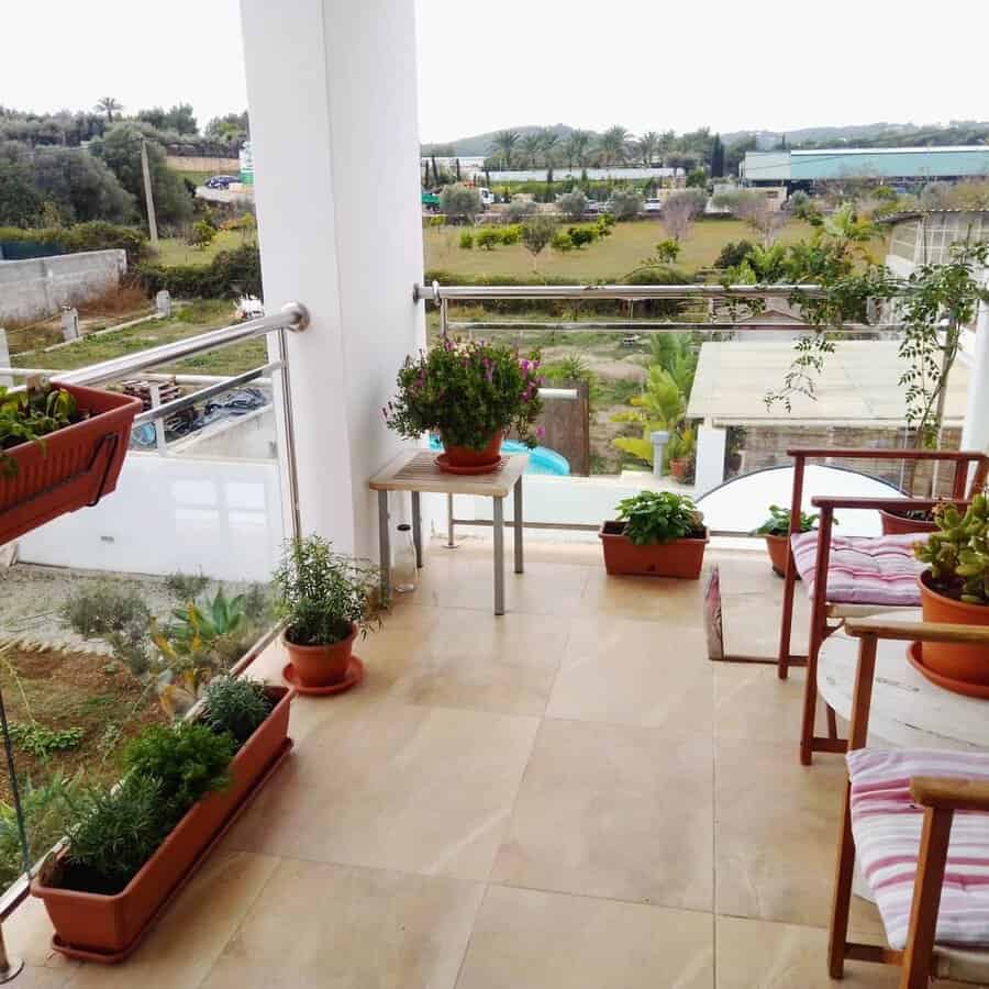 Plant-Balcony-Garden-Ideas-herbsforapocalypse