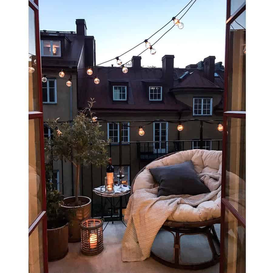 Small Apartment Balcony Ideas Sannahermine