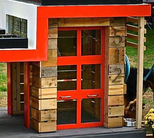 Contemporary Cool Dog Houses With Wood Construction