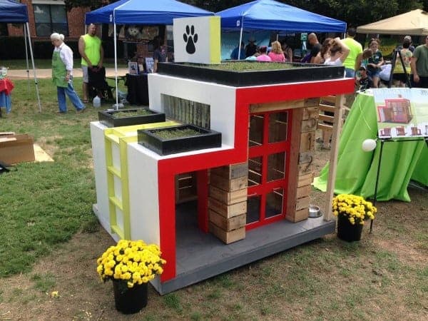 Modern Cool Dog Houses With Red And White Paint