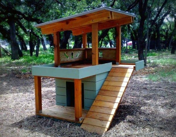Outdoor Two Level Cool Dog Houses Inspiration