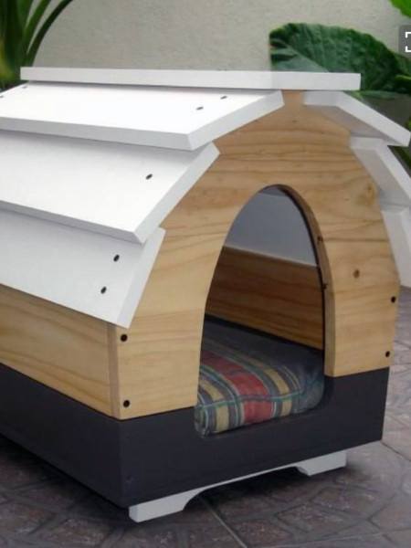 White And Wood Cool Dog Houses Curved Roof