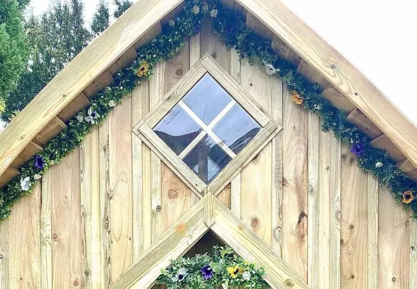 Wooden Window Box Ideas Fernandivyfloraldesign
